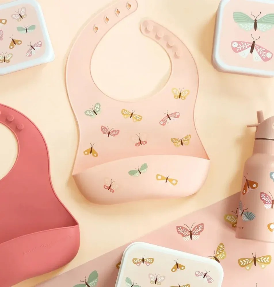 Sada 2 silikónových podbradníkov motýľ