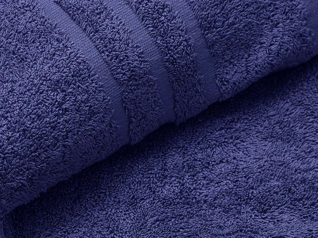 Osuška Comfort 70 x 140 cm tmavo modrá, 100% bavlna