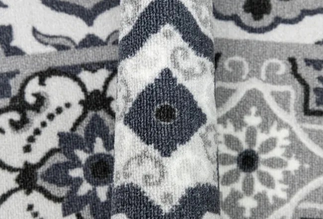 Protišmykový behúň Patchwork - sivý