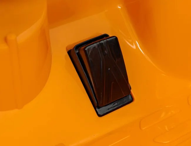 Detské elektrické autíčko McLaren Artura 4×4 oranžové