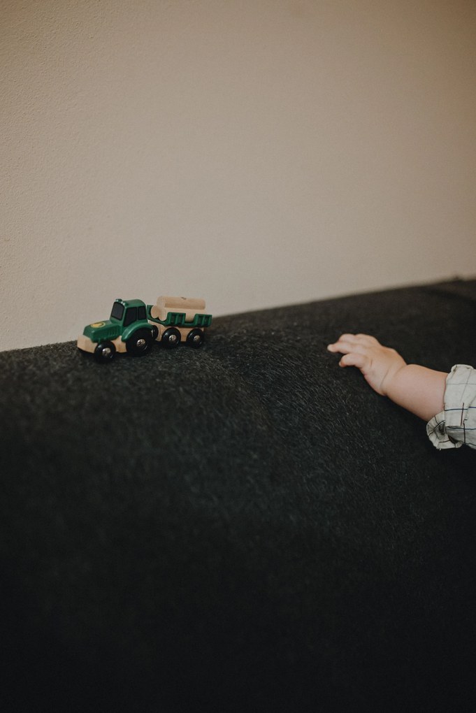 Brio – Traktor s prívesom a nákladom