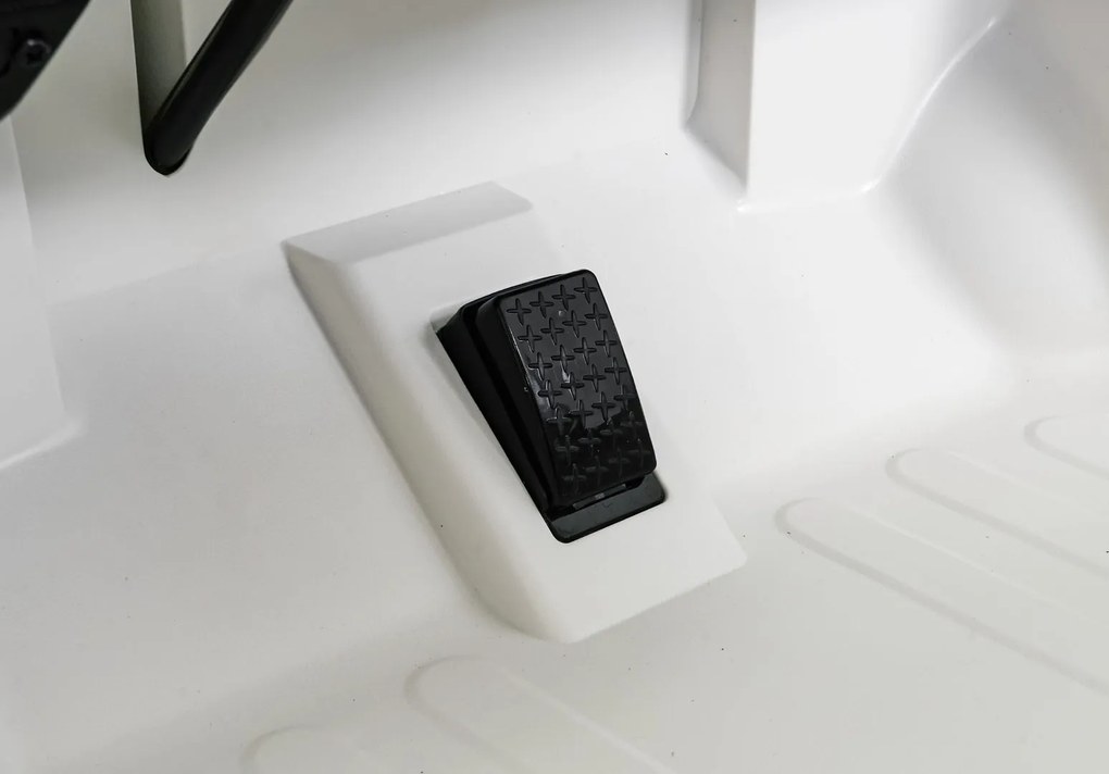 Ramiz Vozidlo RAM 3500 Biela