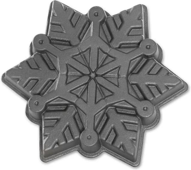 Forma na pečenie v striebornej farbe Nordic Ware Snowflake, 1,4 l