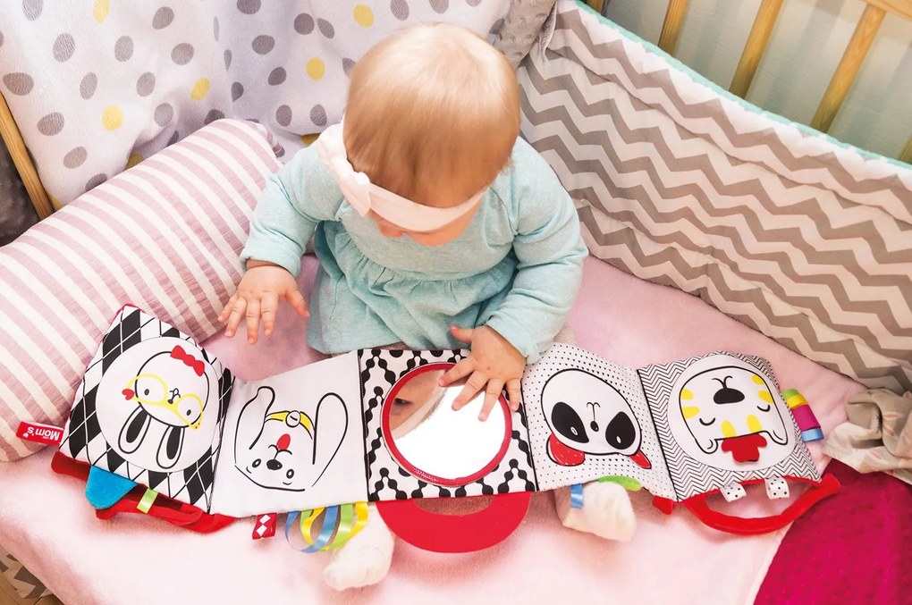 Mom’s Care – moje prvé leporelo so zvieratkami – kontrastné farby