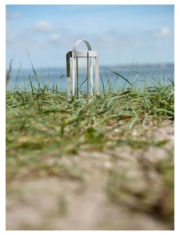 Svetlosivý vonkajší LED lampáš na USB (výška 30 cm) Firefly – Zone