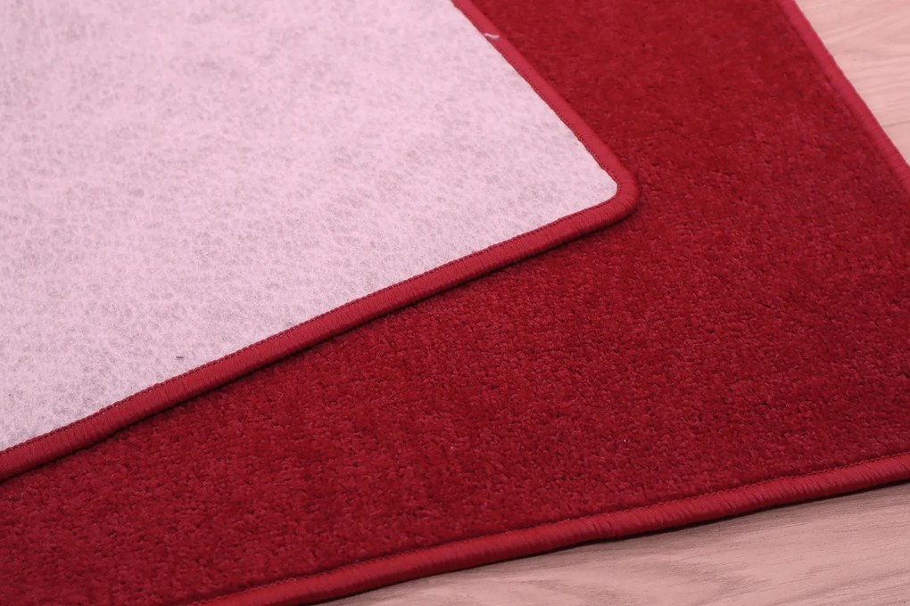 Spoltex, Kusový koberec Eton červený 15 štvorec, 80x80, červená, obývacia izba