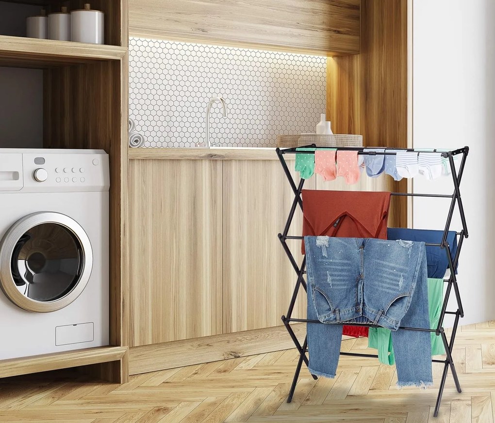 Skladací sušiak na bielizeň Hestia čierny