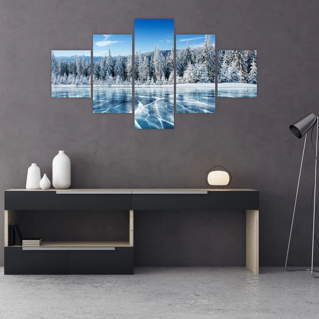 Obraz zamrznutého jazera a zasnežených stromov (125x70 cm), 40 ďalších rozmerov