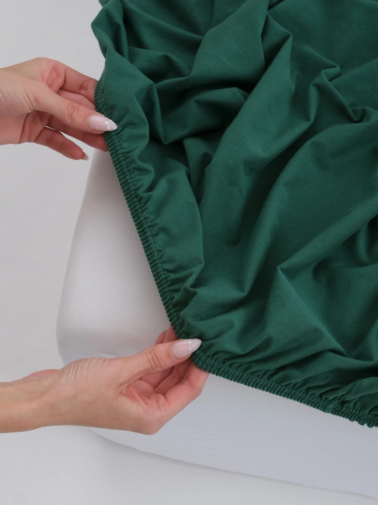 Jersey prostěradlo s elastanem 160 × 200 cm – tmavě zelené