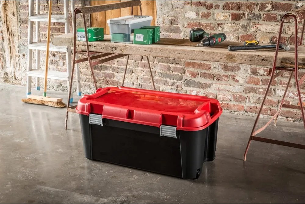 Červeno-čierny plastový úložný box s vekom 79,5x39,5x37 cm Totem – Curver