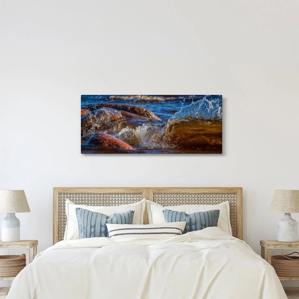 Detailný obraz - voda medzi kameňmi (120x50 cm)