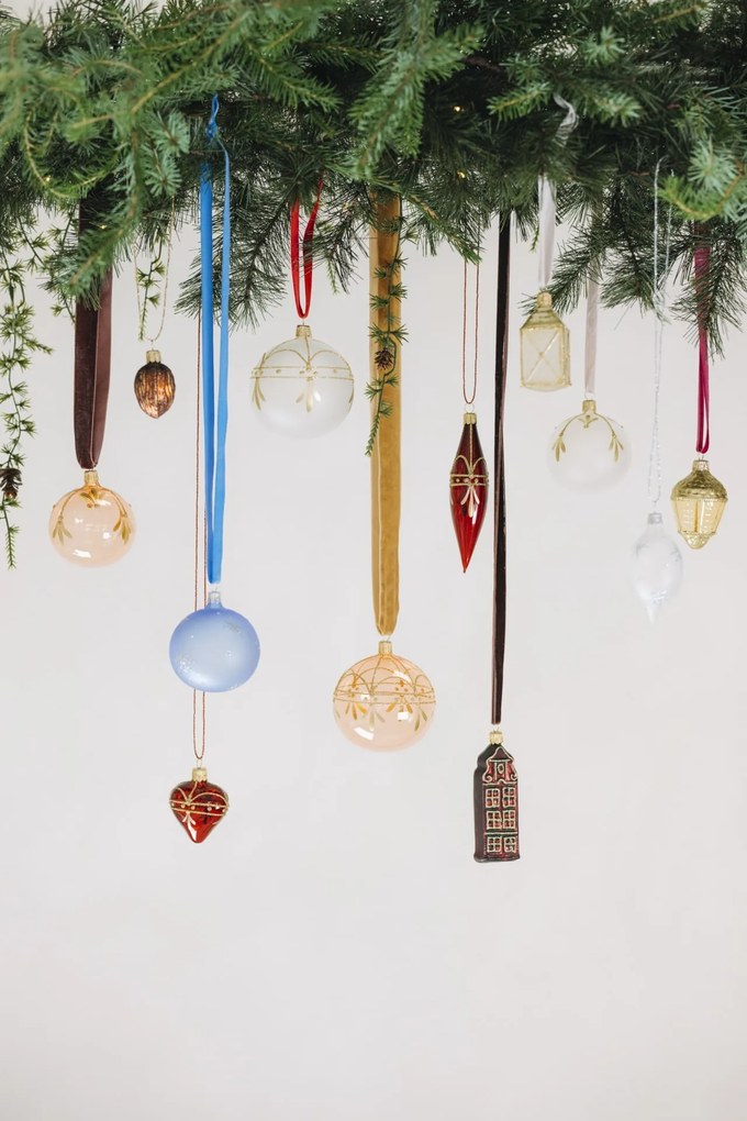 Bella Rose Sklenená vianočná ozdoba Guľa Svetlomodrá Mat Kométa