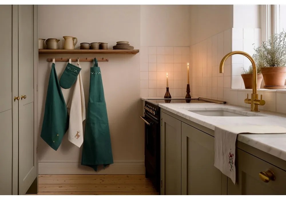 Kuchynská rukavica s vianočným motívom Christmas Fable – JUNA