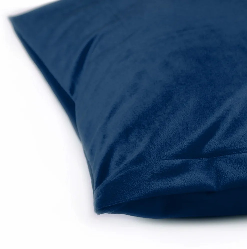 Biante Zamatová obliečka na vankúš Velvet Prémium SVP-036 Námornícka modrá 50 x 70 cm