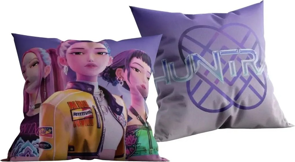 Vankúš KPop Demon Hunters - HUNTR/X - motív Trio - 40x40 cm