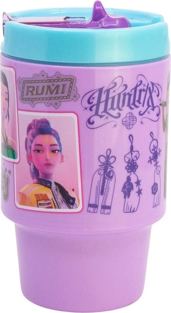 Plastový hrnček s viečkom a náustkom KPop Demon Hunters - HUNTR/X - 530 ml