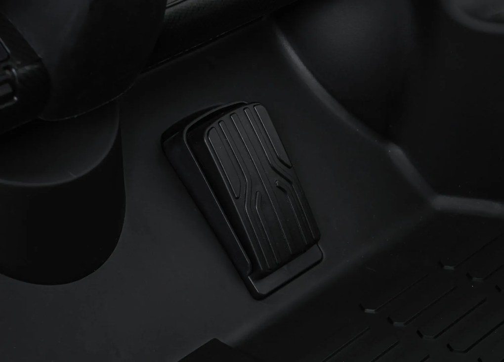 Ramiz Lamborghini Veneno Červené vozidlo