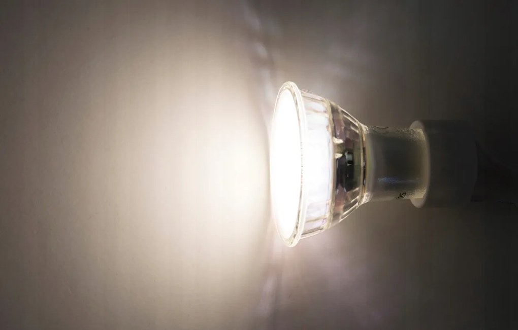 10x GU10 LED žiarovka PHILIPS 4,9W 550lm 4000k prémiová