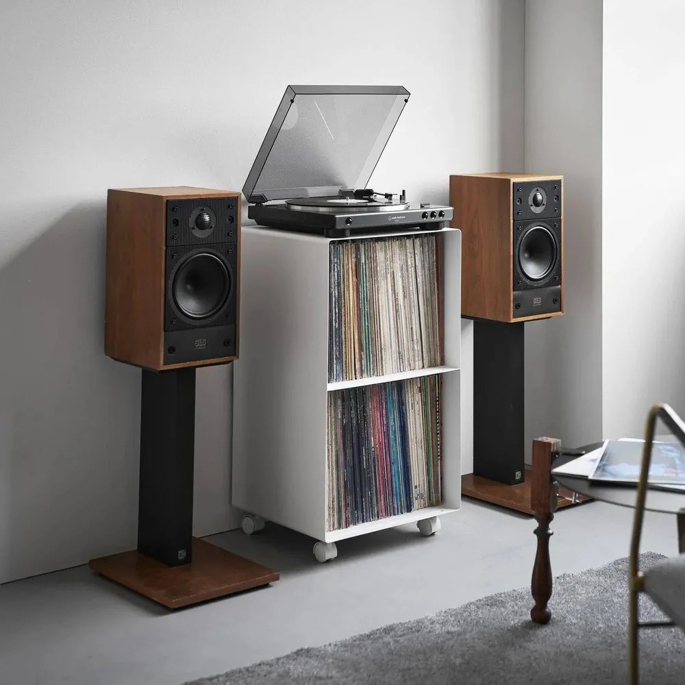 Biely kovový pojazdný regál 40x73x38 cm Tower – YAMAZAKI