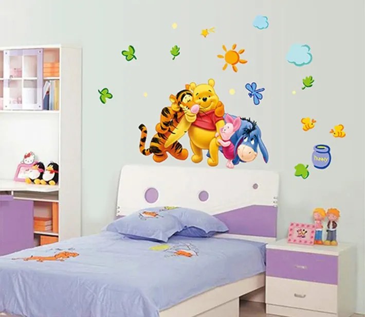 Veselá Stena Samolepka na stenu na stenu Medvedík Pu s priateľmi Veľkosť: 120 x 70 cm