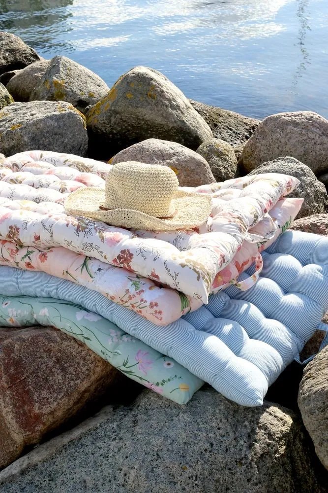 Krémový matrac s kvetmi Aix Quilt Wild Flowers - 60*100 cm