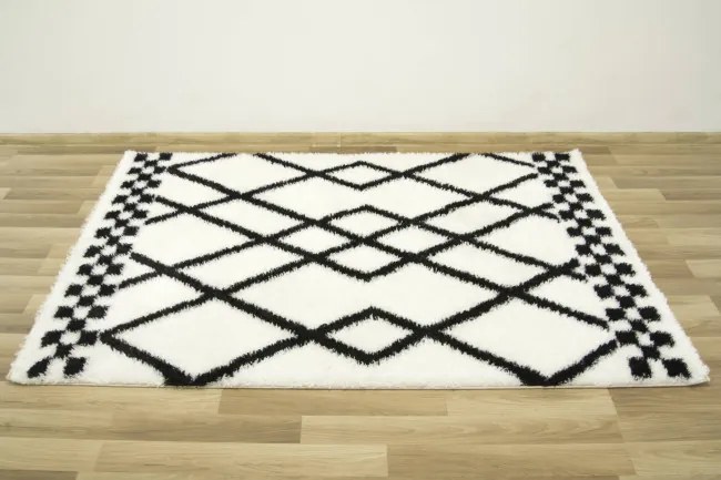 Koberec Boho 656 Romby krémový / čierný