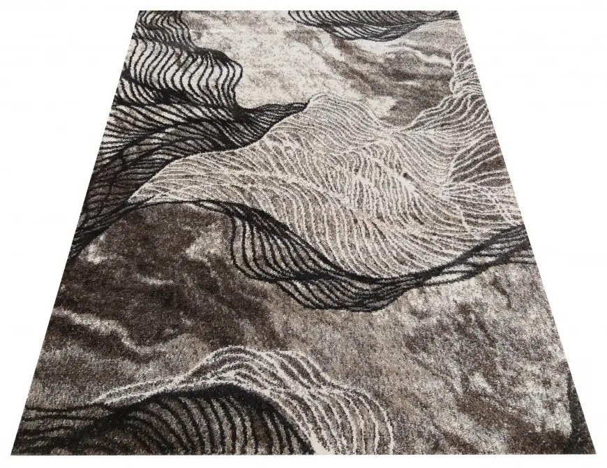 Prepracovaný hnedý koberec so zaujímavým ornamentom Šírka: 60 cm | Dĺžka: 100 cm