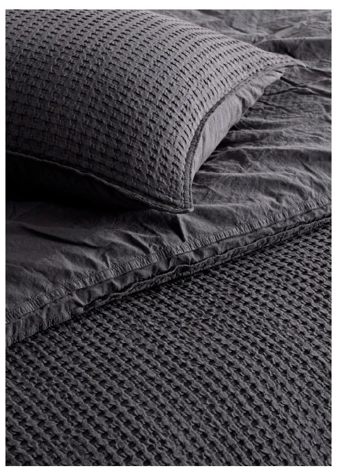 Antracitové obliečky na dvojlôžko/predĺžené z bavlny Renforcé 240x220 cm Waffle Striped – Mila Home Luxury