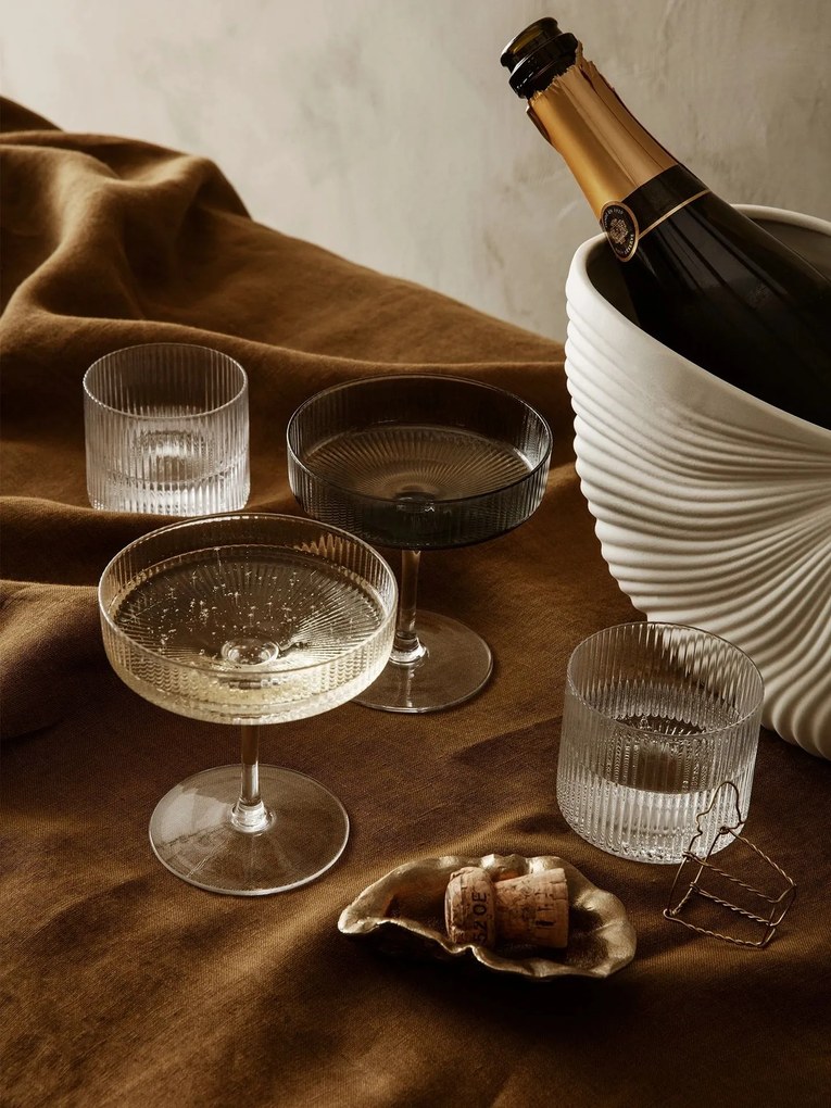 Ferm Living Poháre na šampanské Ripple 150 ml – sada 2 ks