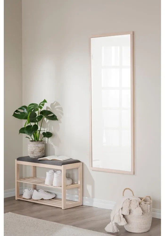 Čierna skrinka na topánky z dubového dreva s lavicou Confetti – Rowico