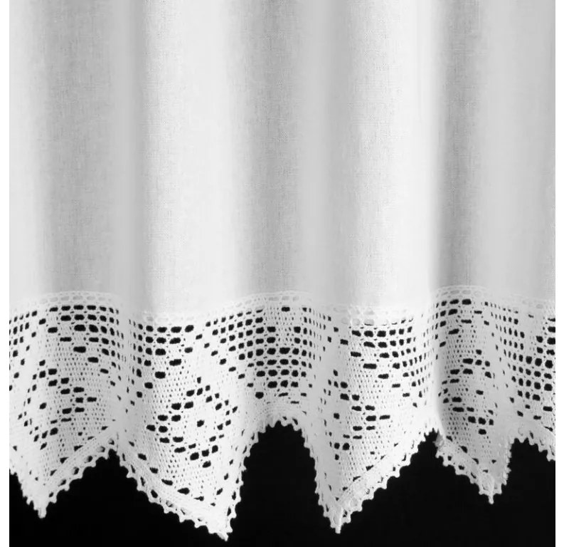 DECOREUM Záclona z s čipkovým vzorom 150 cm x 30 cm biela 60% bavlna 40% polyester 98404