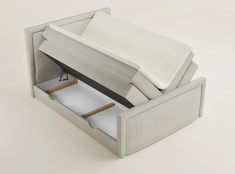 Krémová boxspring posteľ s úložným priestorom 200x200 cm Fresco – Maison de Rêve