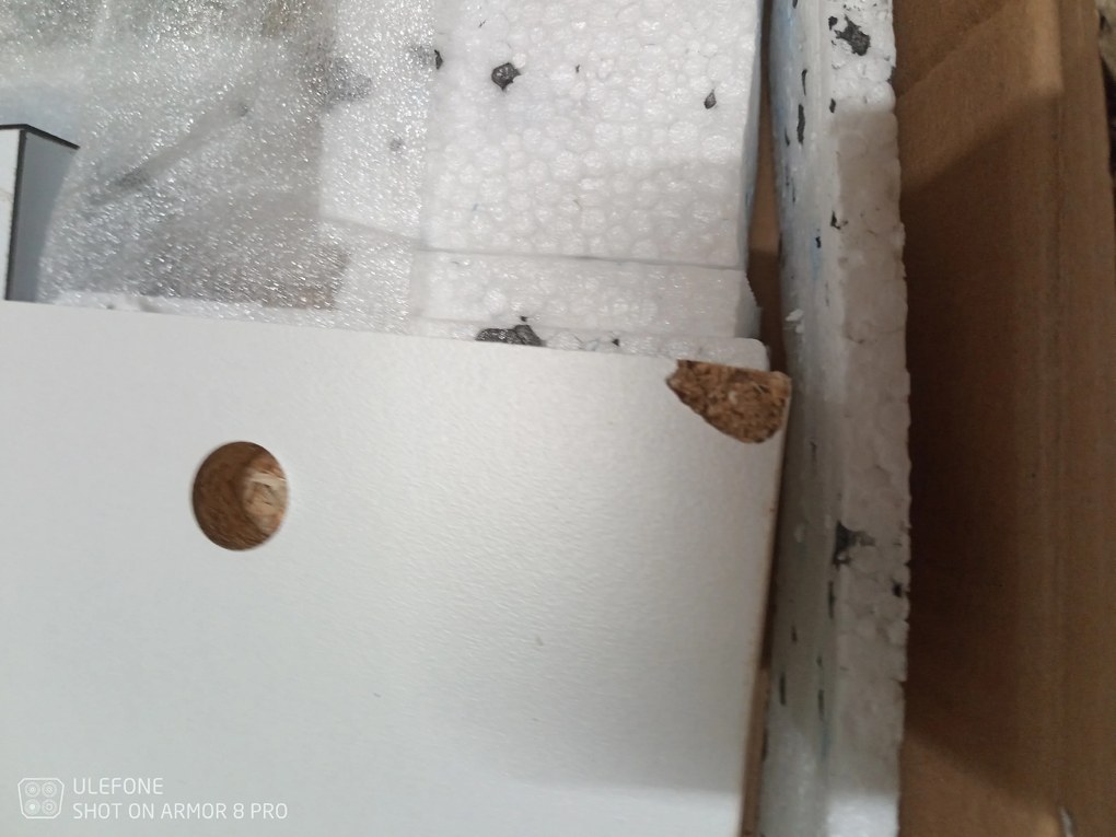 AKCIA Biela skrinka pod umývadlo MASON BL13, čierny vysoký lesk HG II. akosť