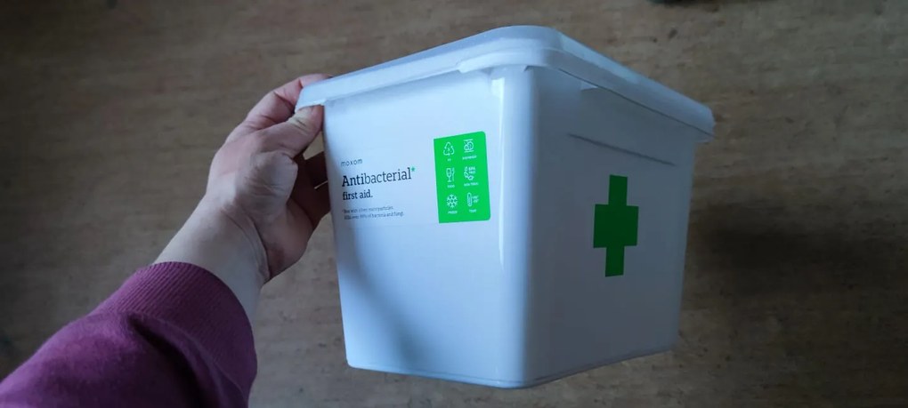 ALTOM 2. akosť - Lekárnička, úložný box na lieky s vnoreným organizérom, 2v1, s rúčkou, antibakteriálny, 6.5l