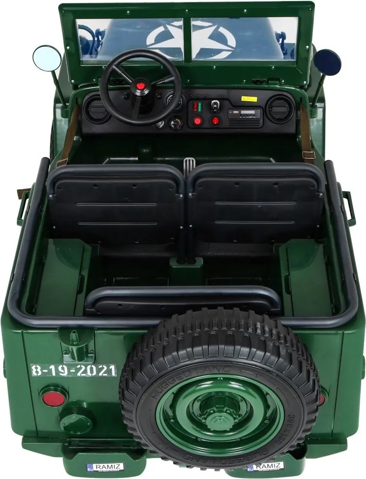 Ramiz Retro silné vojenské auto pre 3 deti Zelené + pohon 4x4 + úložné priestory + EVA + pomalý štart + MP3 LED