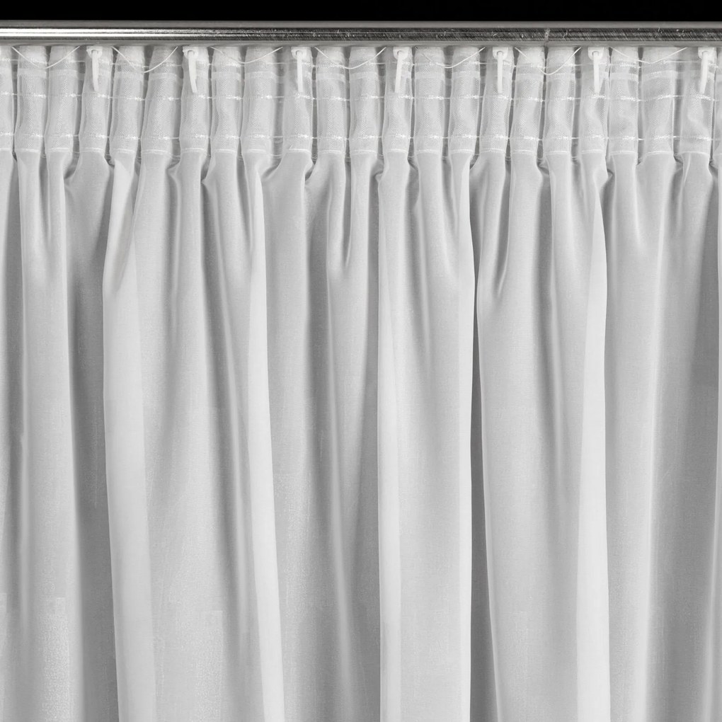 ZÁCLONA NA PÁSKE ILARA 140X250 CM VZOROVANÁ