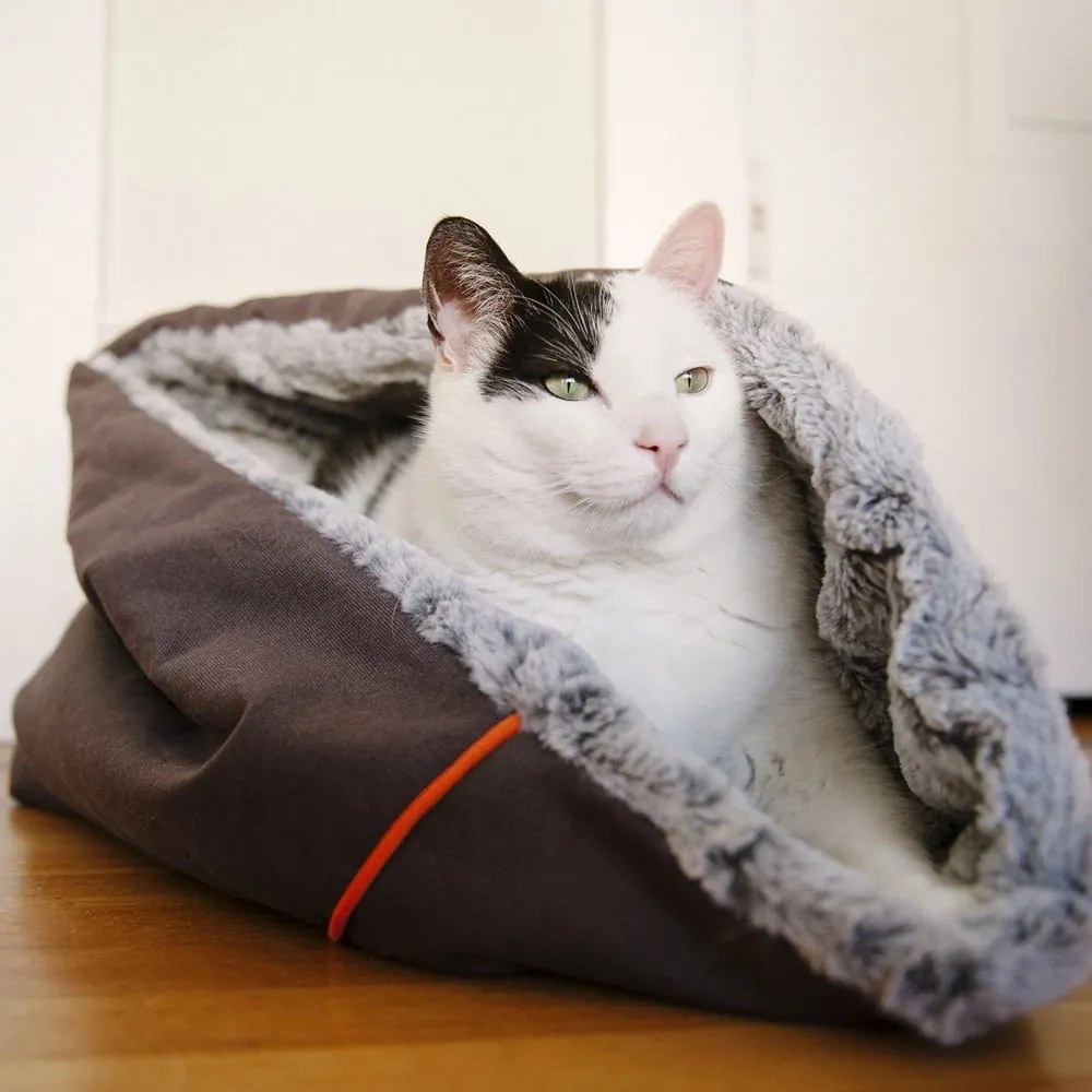 Sivý pelech pre domáceho miláčika ø 45 cm Snuggle Bed 3in1 Husky Grey L – P.L.A.Y.