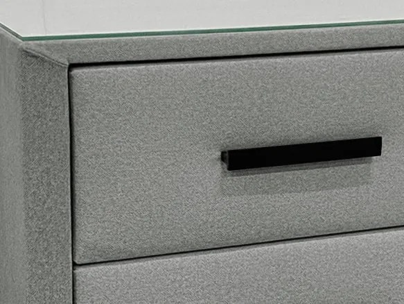 Nočný stolík s 2 zásuvkami Joy, svetlo šedá látka