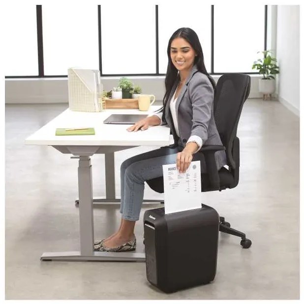Skartovač Fellowes LX 65, čierna
