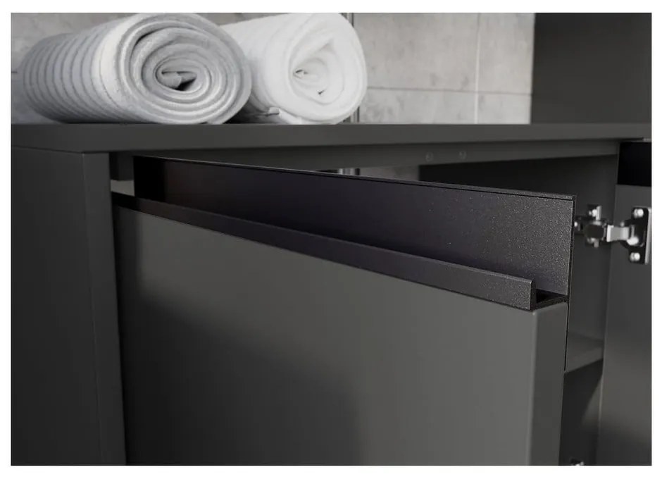 Antracitová kúpeľňová zostava Lemont – Germania