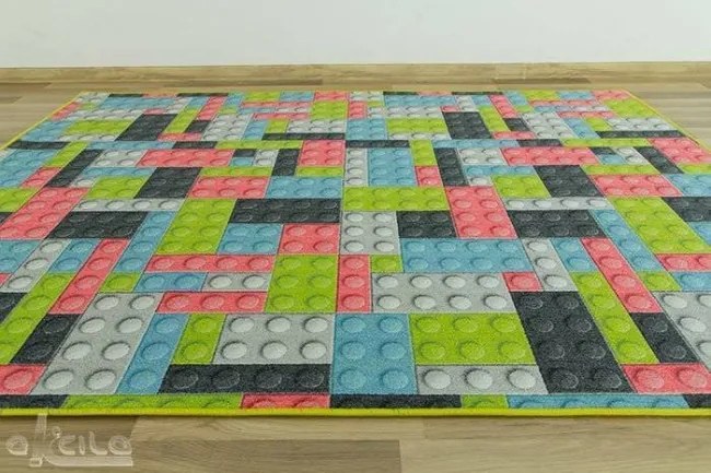 Detský metrážny koberec Lego pastelový