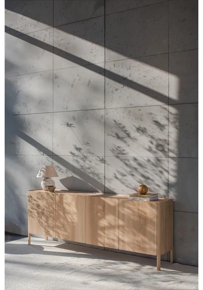 Komoda z dubového dreva v prírodnej farbe 220x85x42 cm Dvor – Gazzda