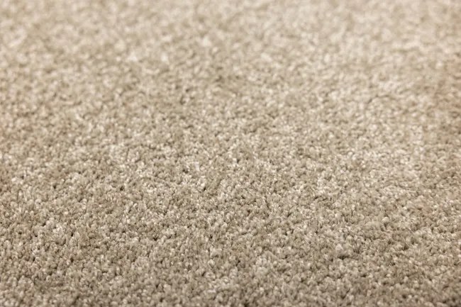 Metrážny koberec Piccadilly 92 ab béžový