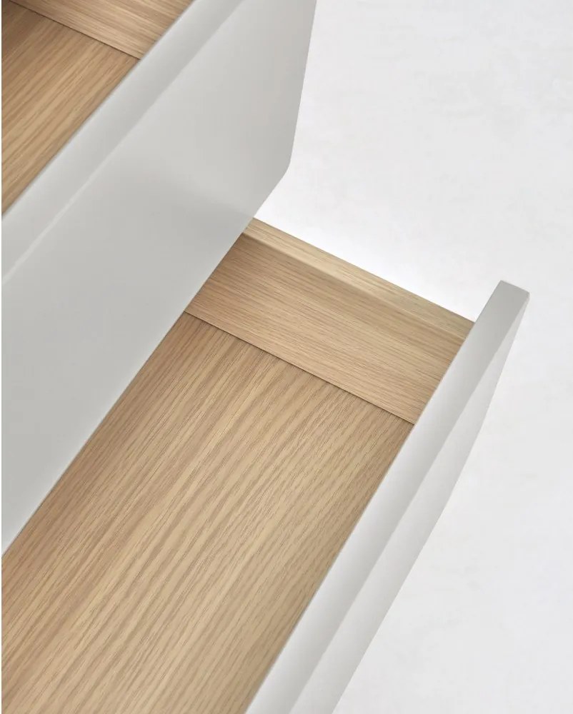 Sivá/v prírodnej farbe komoda v dekore jaseňa 60x117x42 cm Anielle – Kave Home