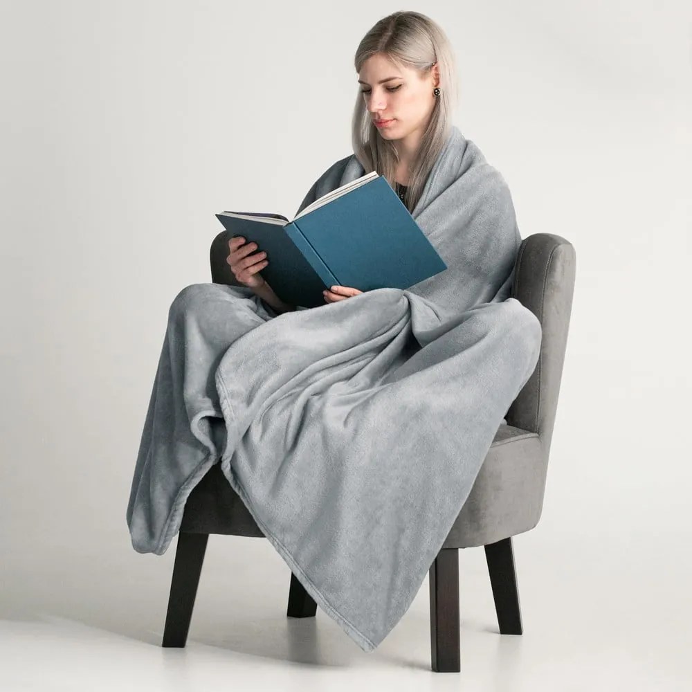 Svetlosivá deka z mikrovlákna DecoKing Mic, 160 × 210 cm