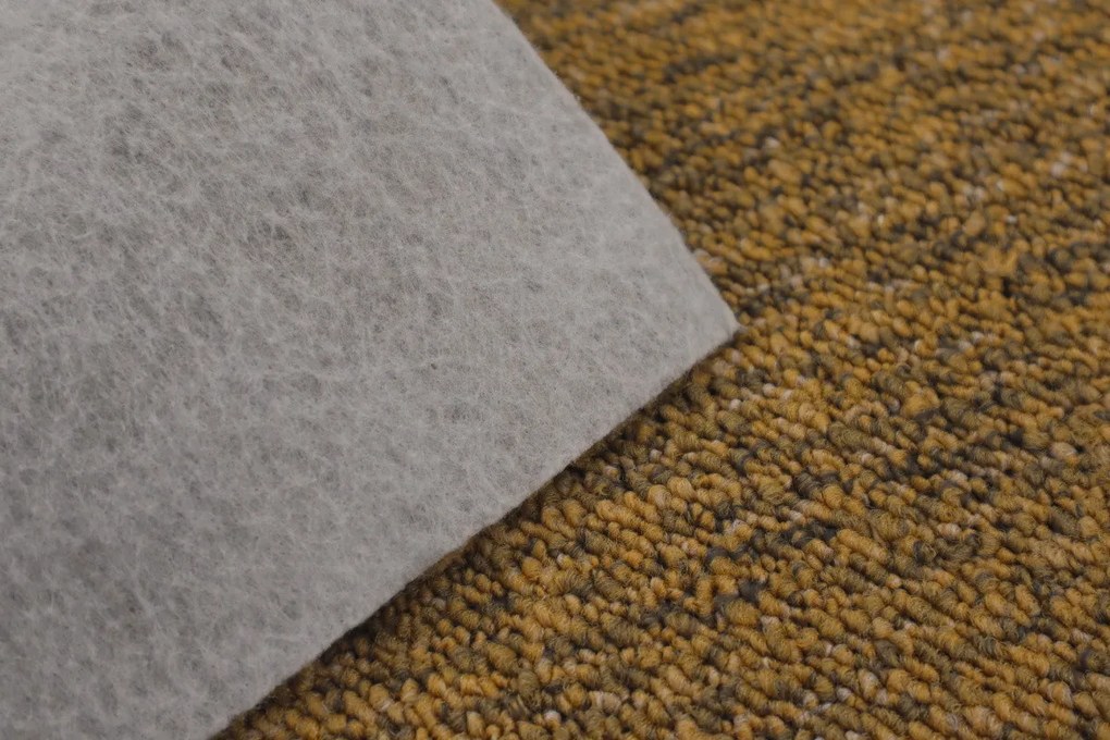 Vopi, Metrážny koberec Alassio zlatohnedý - neúčtujeme odrezky z role, na mieru, šíře 1,33m,1m,2m,3m,4m,na mieru, neúčtujeme odrezky, hnedá, filc, chodba / predsieň