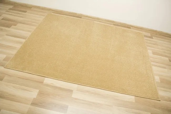 Metrážny koberec FOREST 50 medový