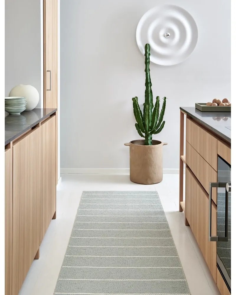 Svetlozelený vnútorný a vonkajší koberec 70x90 cm Carl Sage – Pappelina