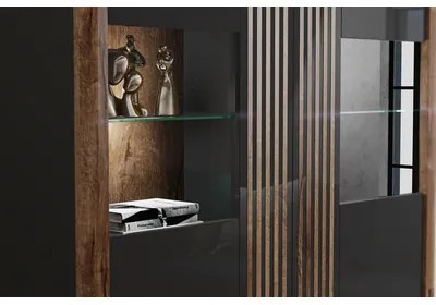 Vitrína SAVONA s osvetlením