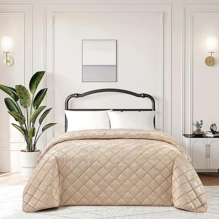 Prikrývka na posteľ Klaudia RQ-198 170x220 cm béžová